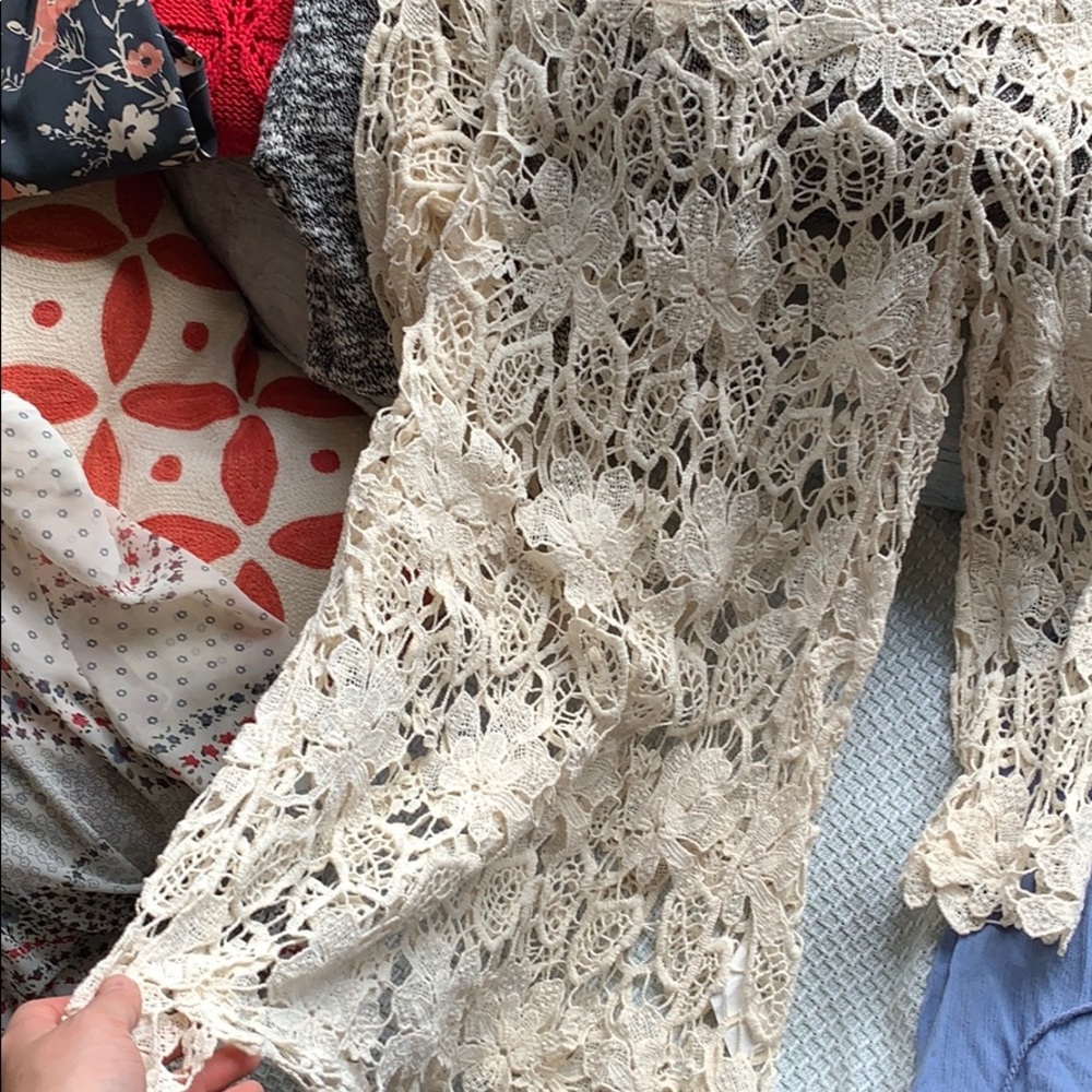 Lace tunic - Picture 2 of 2